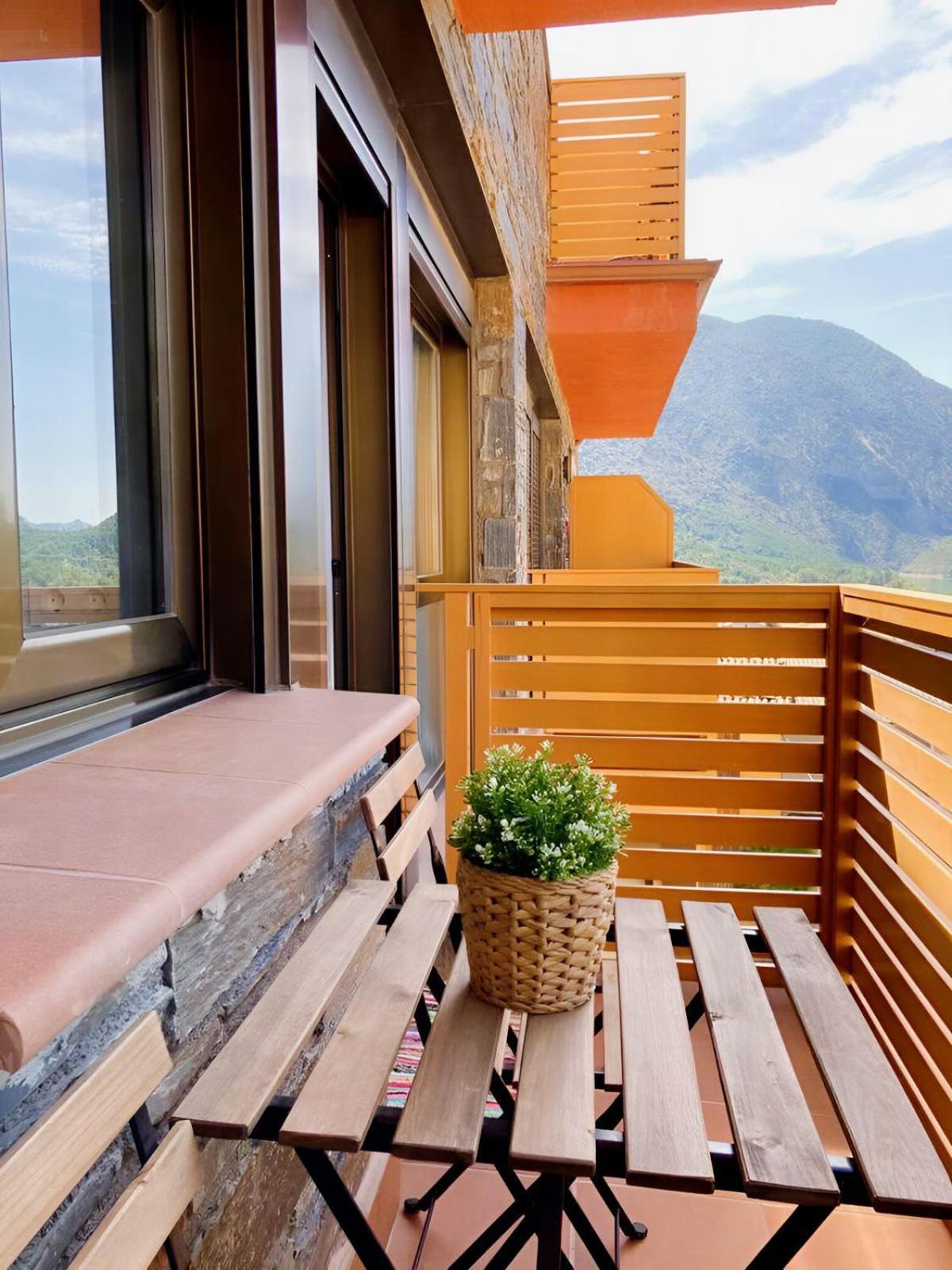 Apartament Duplex Amb Vistes Al Pirineu Catala Coll de Nargó المظهر الخارجي الصورة
